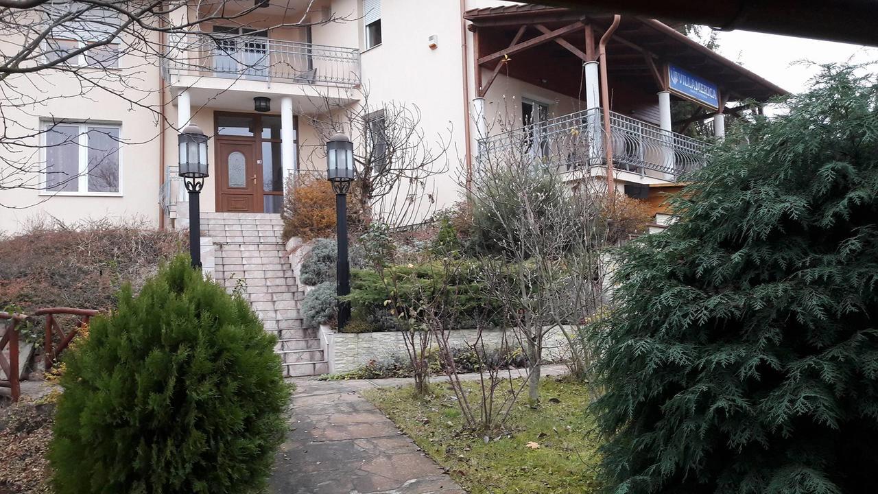 Villamerica Miskolc Eksteriør bilde